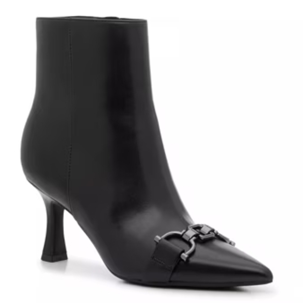 Nine West Black Trotte Bootie Size 10